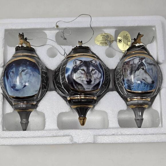 BRADFORD EDITIONS VOICES OF THE WILDERNESS SET 6 3 X WOLF 3D CHRISTMAS ORNAMENT - Picture 1 of 6